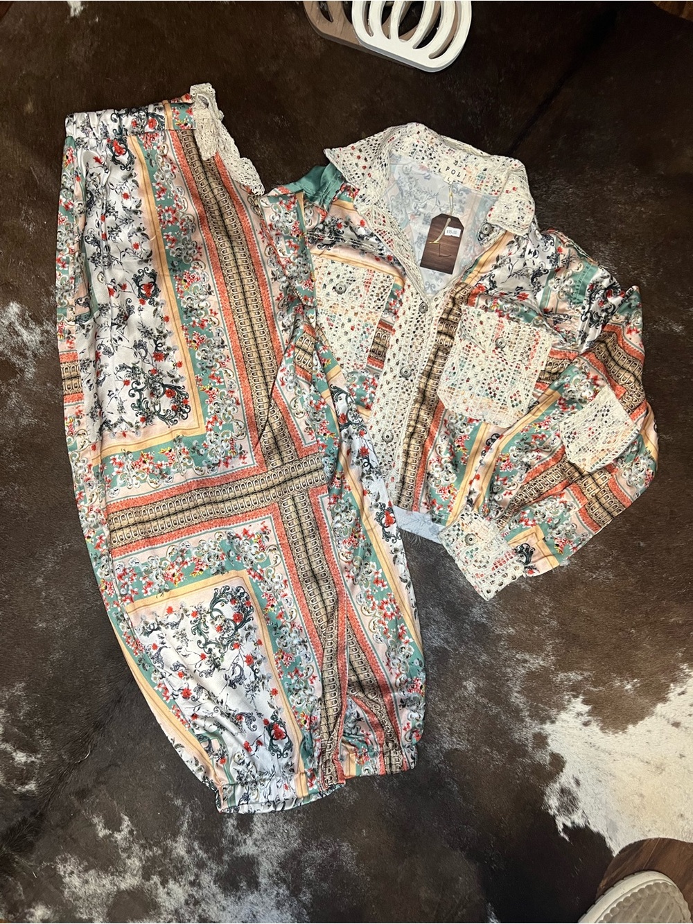 POL Women's Printed Track Pants & Jacket Set in Cream, Green, Coral